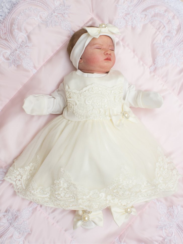 Платье на выписку для новорожденных Luxury Baby​, 3 предмета фото 1 &mdash; МамаЭмма